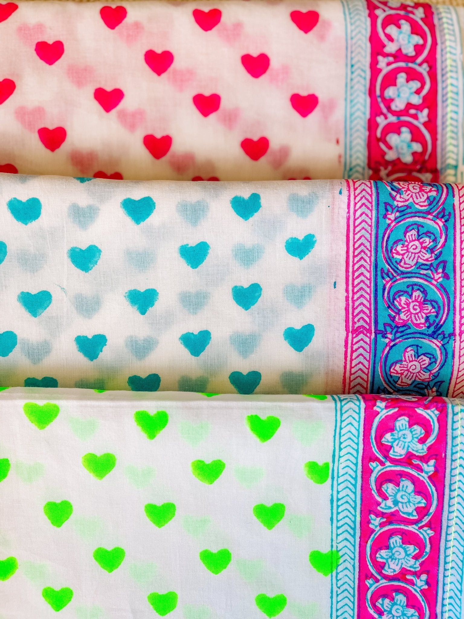 Block Print Scarf XL | Neon Hearts - Bombaby