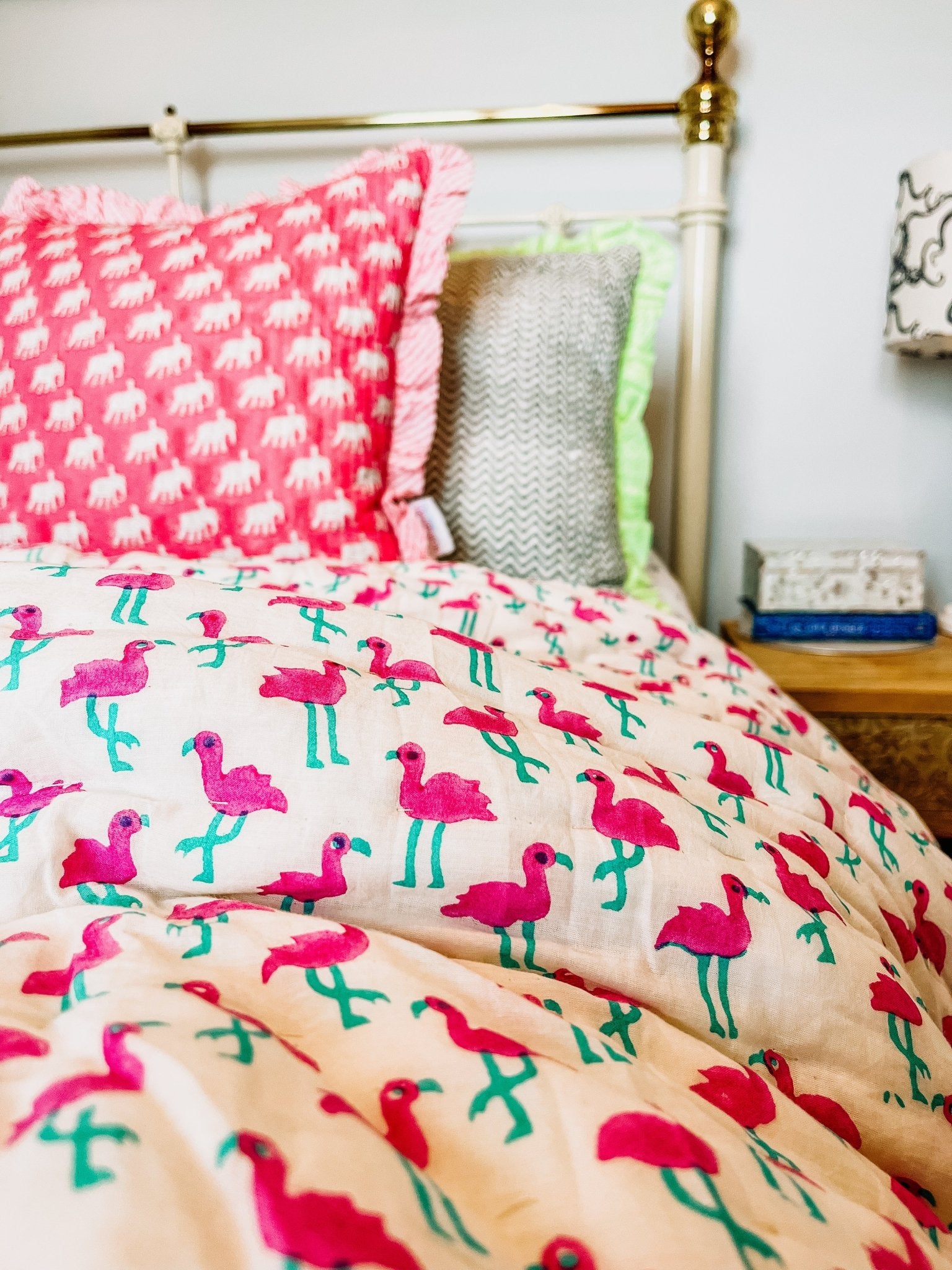 Handmade Scallop Standard Quilt | Pink Flamingo - Bombaby