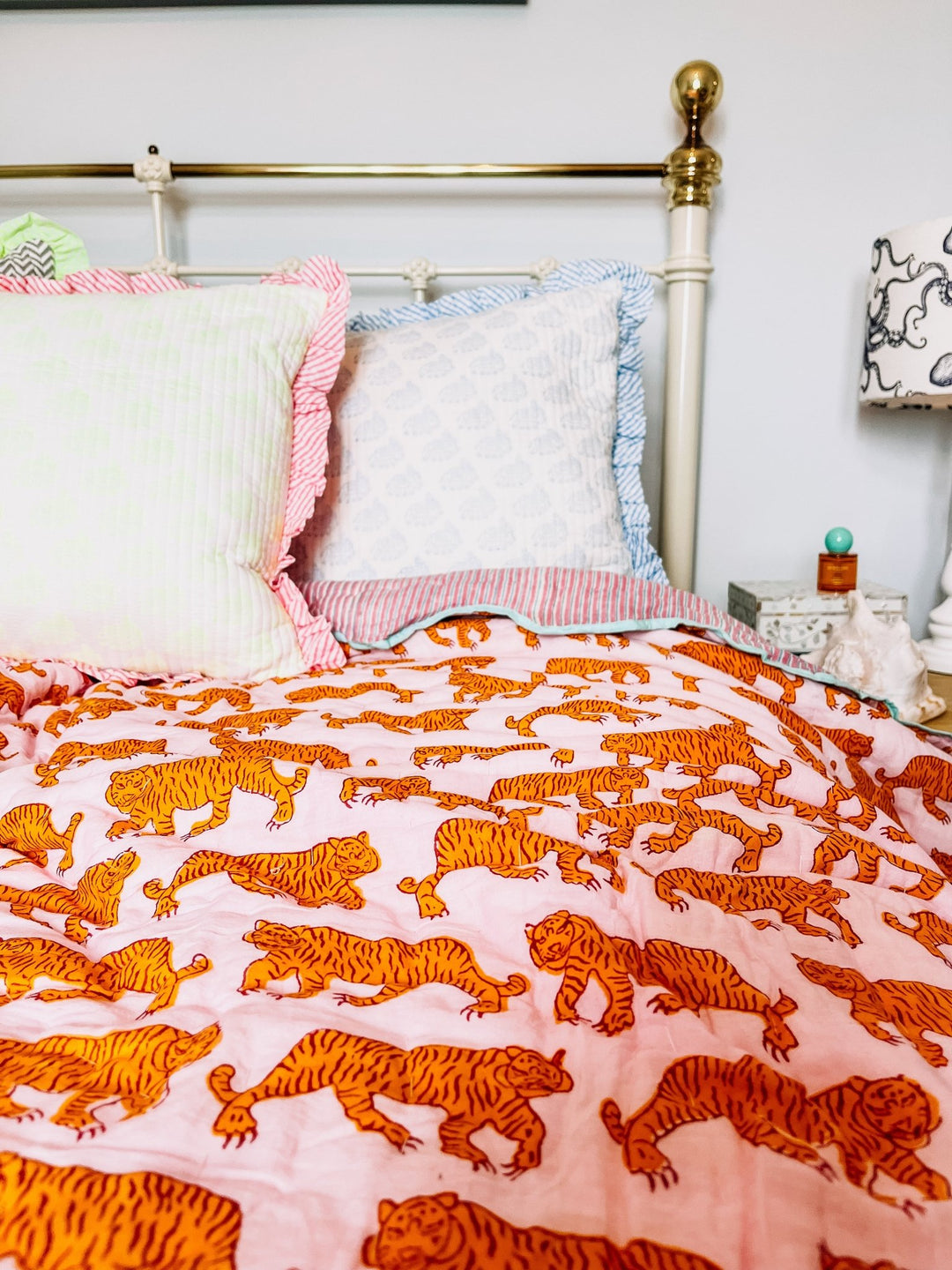 Handmade Scallop Standard Quilt | Pink Indian Tiger - Bombaby