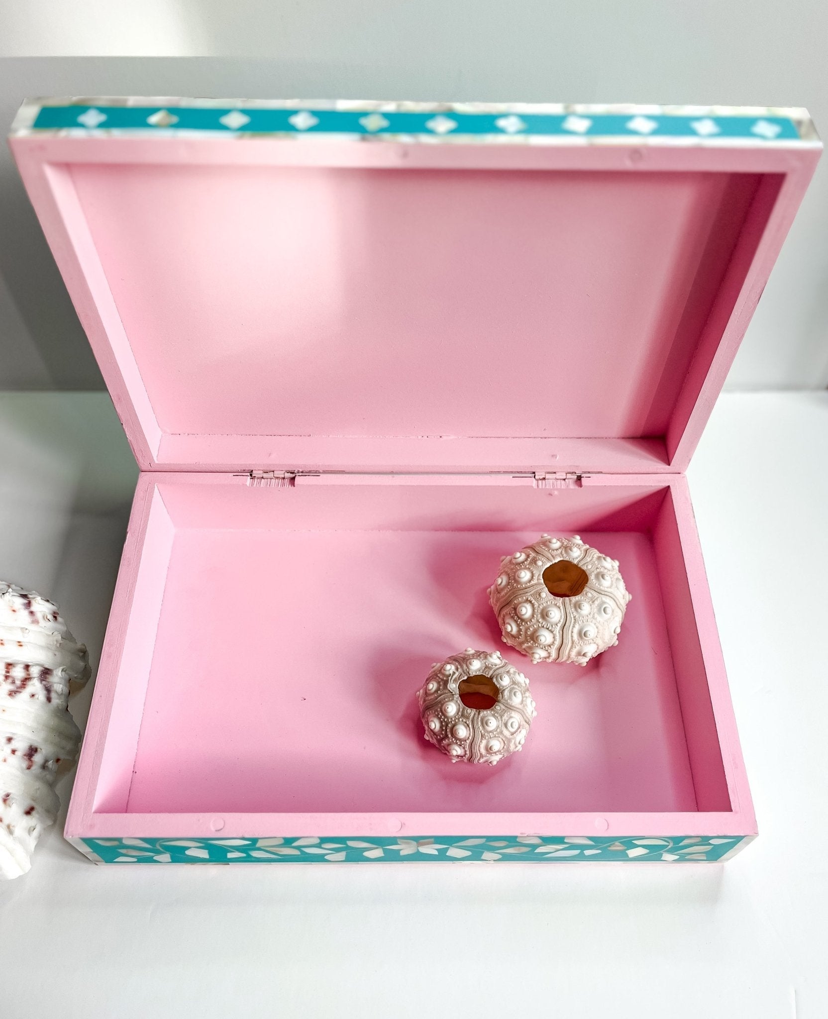 Jewelled Aqua | Large Mother of Pearl Jewellery Box - Bombaby