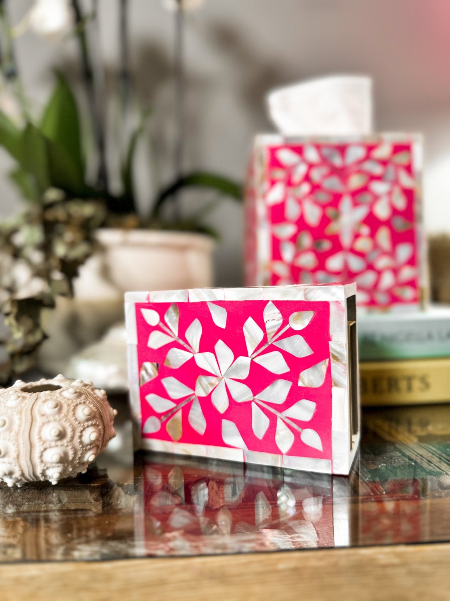 Mother of Pearl Inlay Tissue Box | Barbie Pink - Bombaby