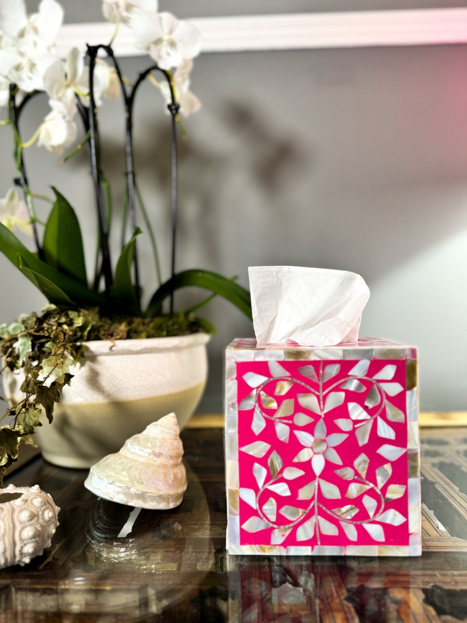 Mother of Pearl Inlay Tissue Box | Barbie Pink - Bombaby