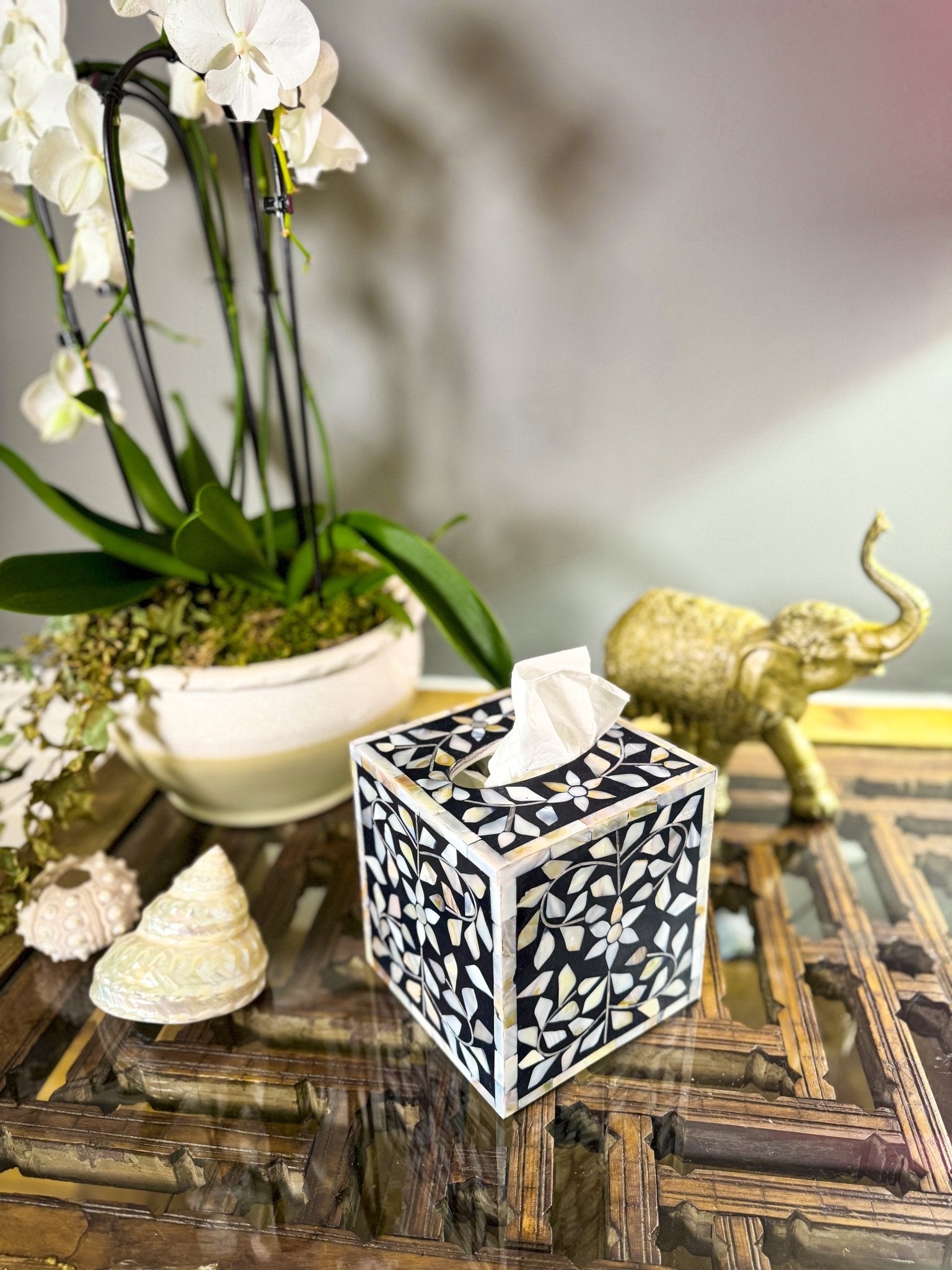 Mother of Pearl Inlay Tissue Box | Midnight Navy - Bombaby