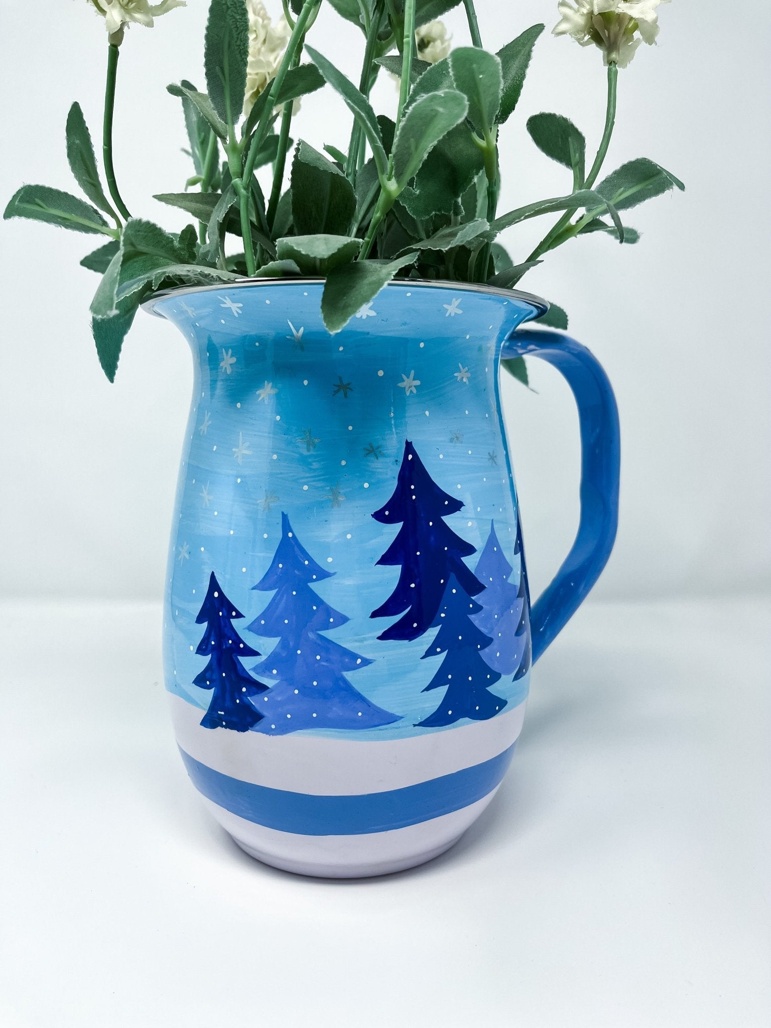 Christmas Enamel Jug | Winter Wonderland - Bombaby