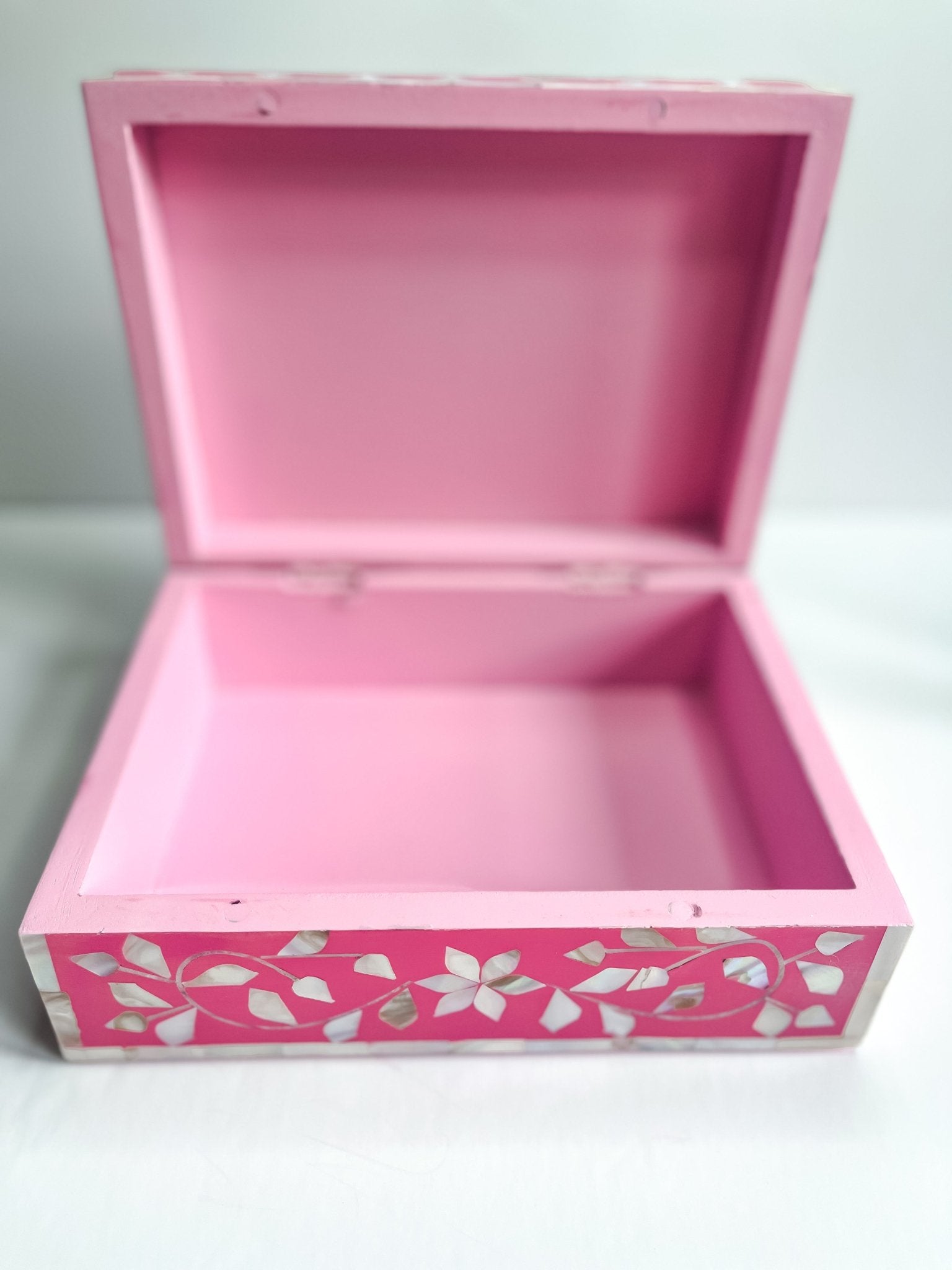 Dove Grey &amp; Pink | Small Mother of Pearl Jewellery Box - Bombaby