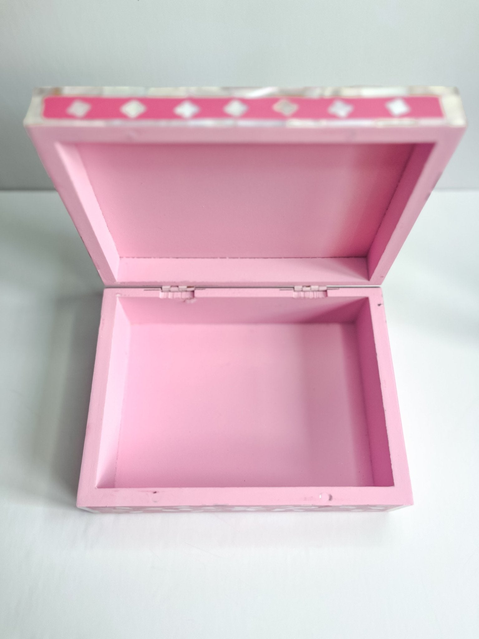 Dove Grey &amp; Pink | Small Mother of Pearl Jewellery Box - Bombaby