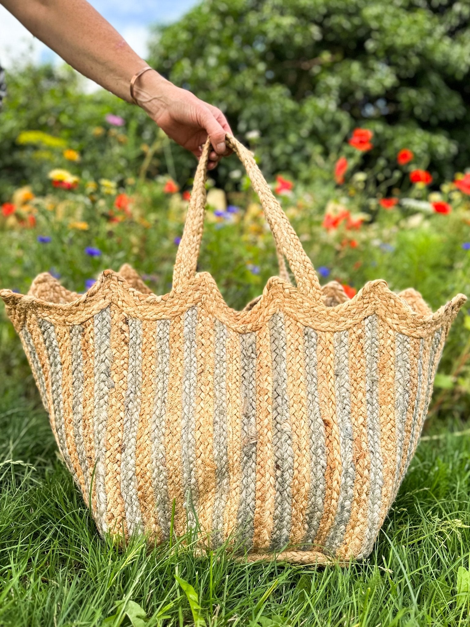 Handmade Jute Scallop Bag | Grey - Bombaby