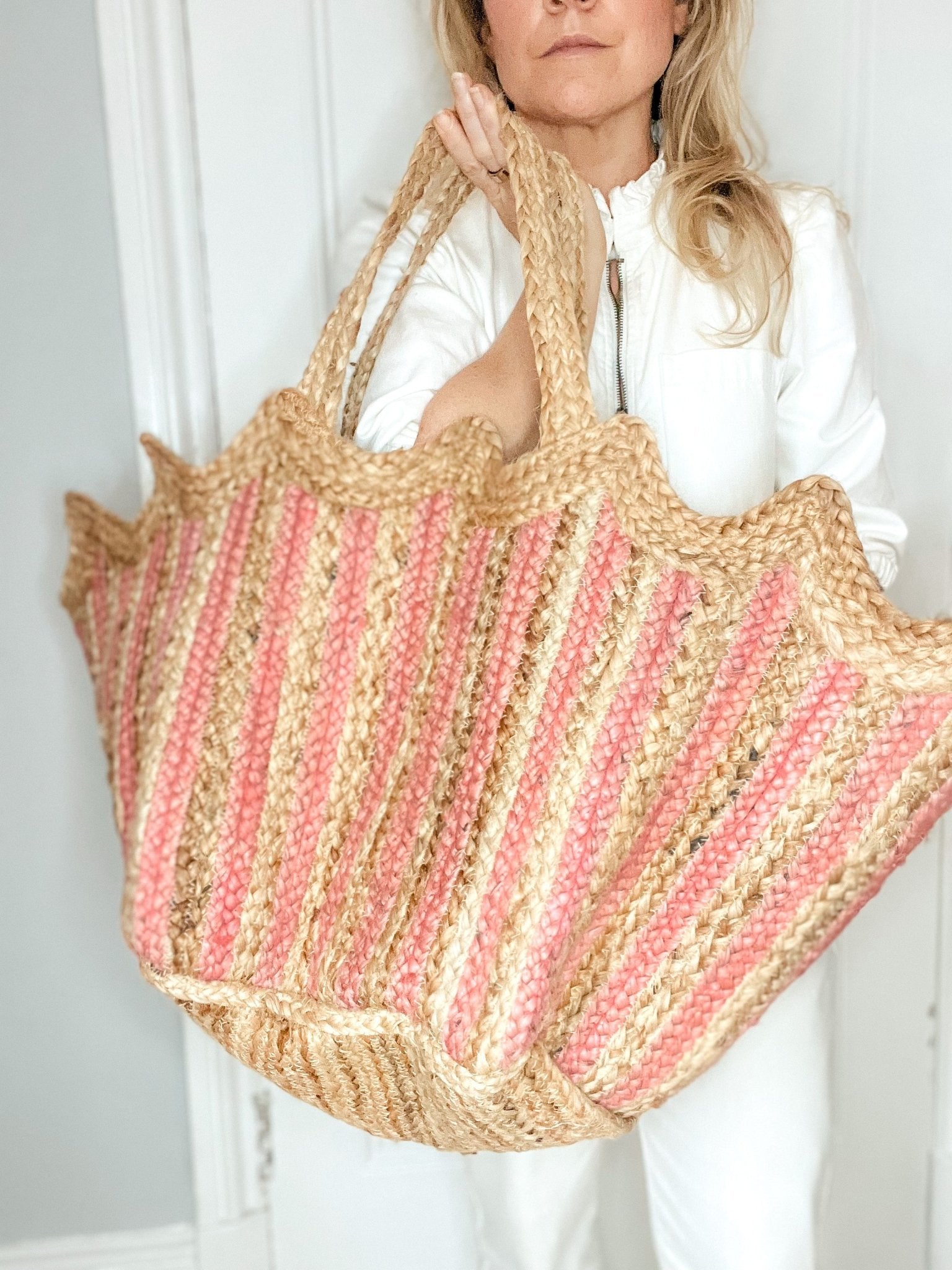 Handmade Jute Scallop Bag | Pink - Bombaby