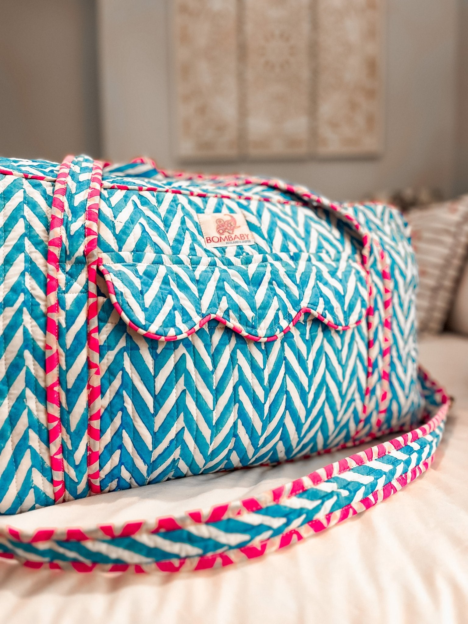 Large Quilted Weekend Bag | Blue - Bombaby