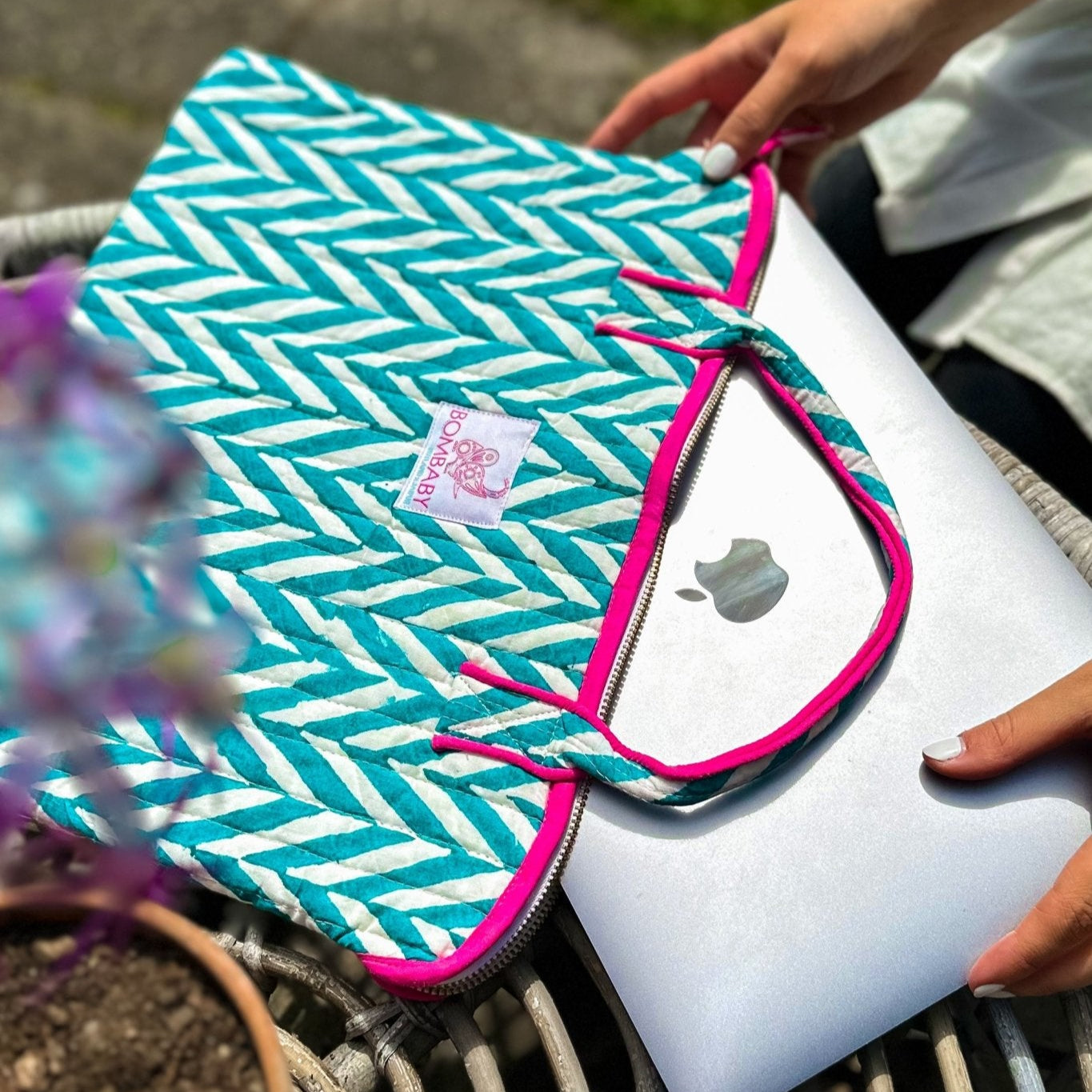 Quilted Laptop Bag | Turquoise - Bombaby